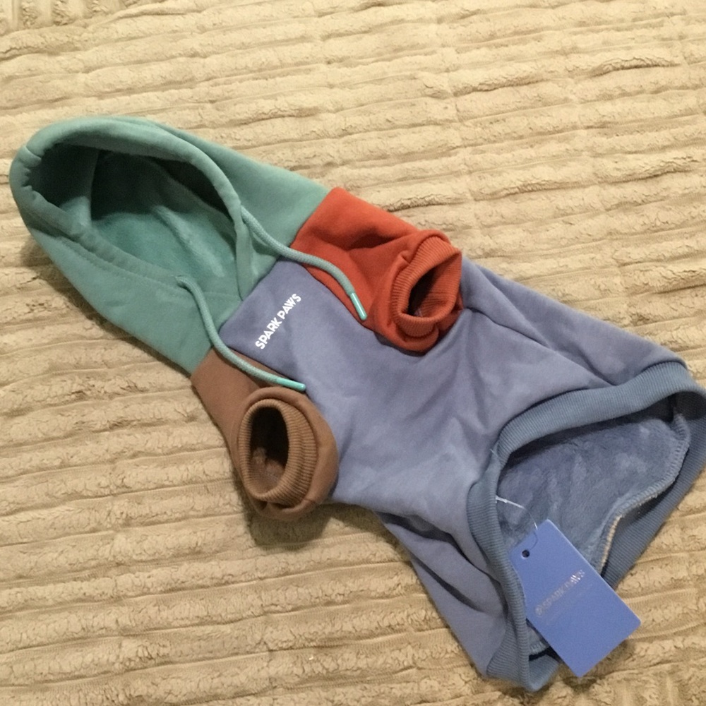 Spark & Paws Dog Coat With Warm, Soft Lining, Size Large, NWT.